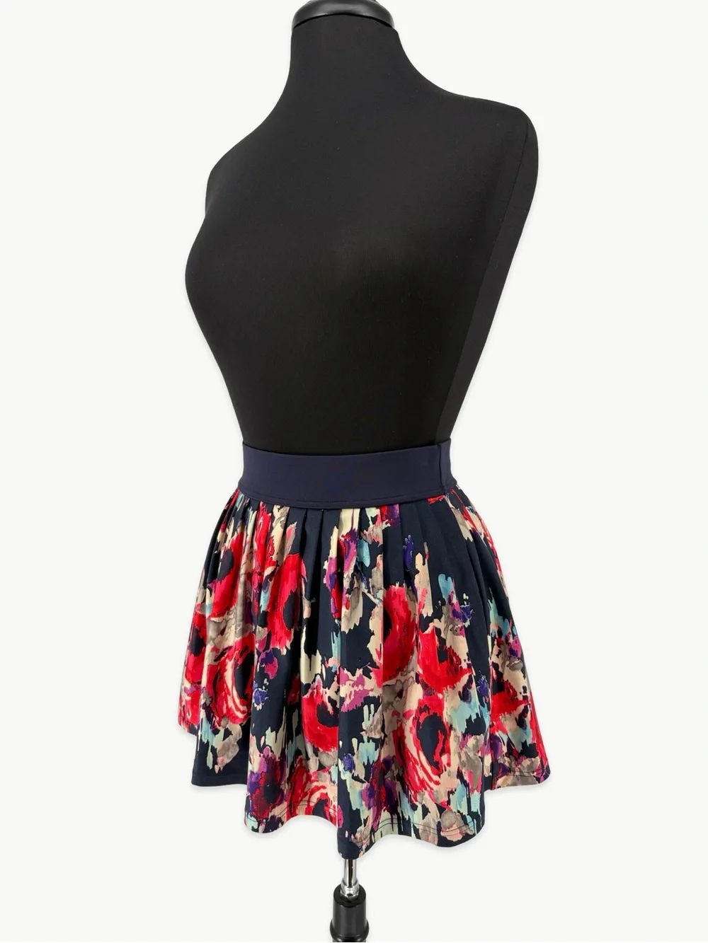 Kate Spade High Waist Pleated Swim Skirt Cover Up Navy Floral NWT Size Small